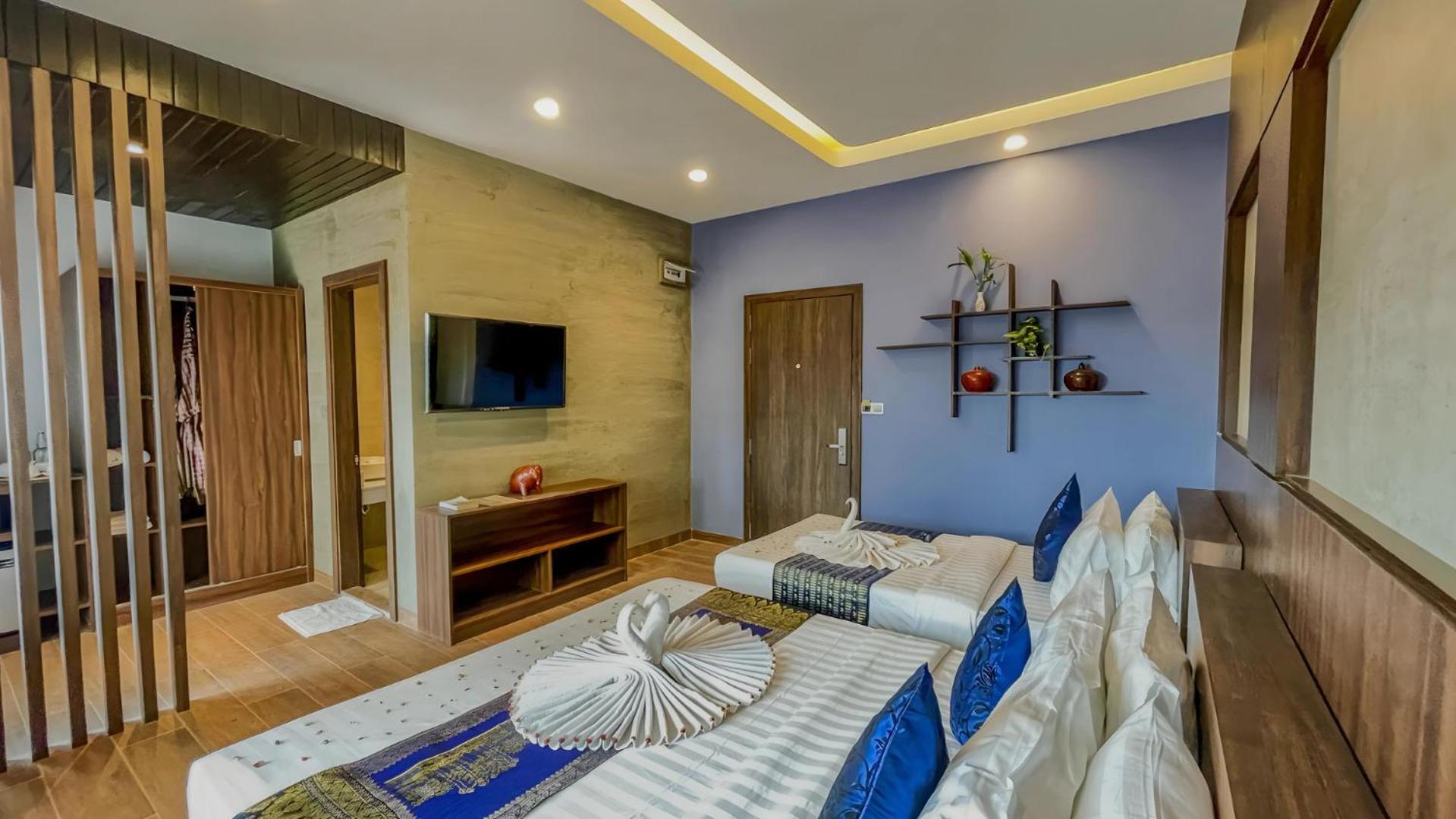 The Luxury Hotel Siem Reap Bagian luar foto