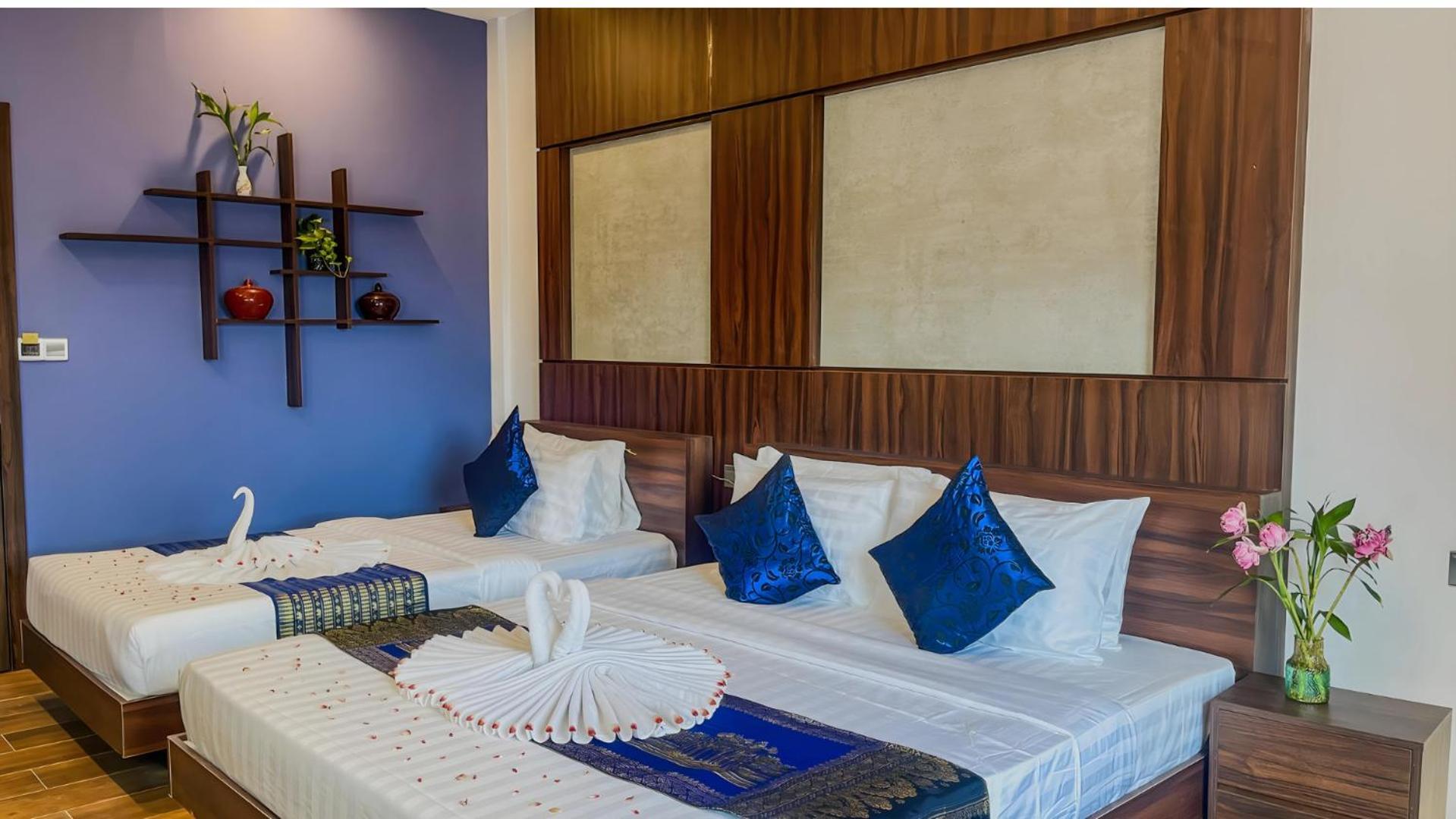 The Luxury Hotel Siem Reap Bagian luar foto