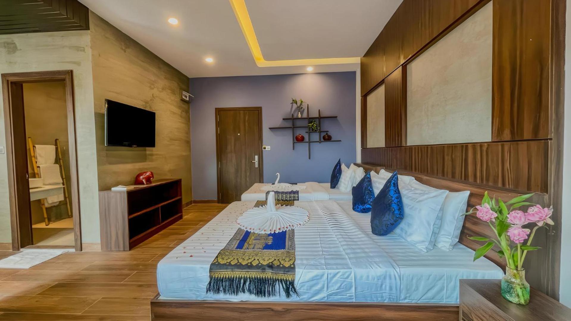 The Luxury Hotel Siem Reap Bagian luar foto